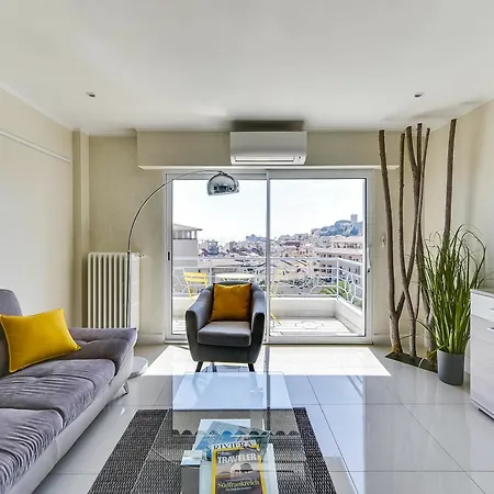 Le Papillon Apartment 2